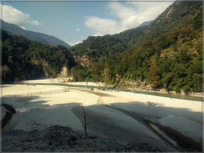 Landslide has created artificial beach